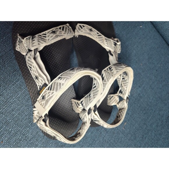 Teva Women Size 8 Original Universal Sandals Boomerang White Grey Black 1003987 - Picture 2 of 5